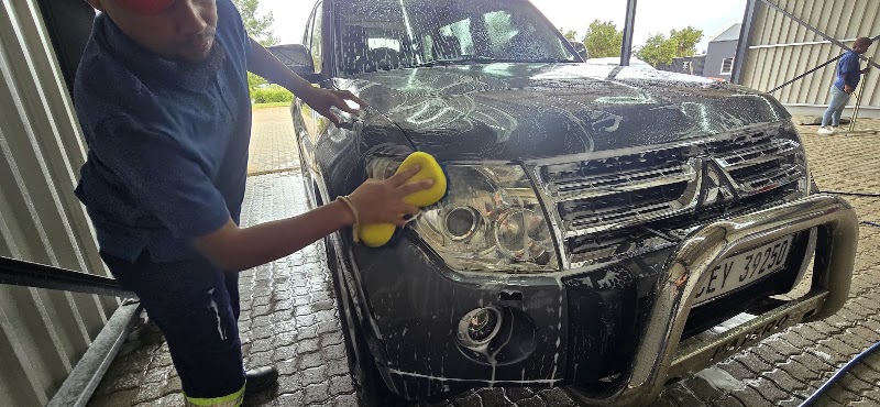 Freedom Car & Bike Wash - Photo 2